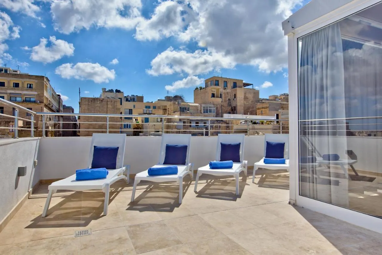 Valletta Luxury 4-Bedroom Duplex With Stunning Sea Views Private Terrace And Jacuzzi 0*,  Malta