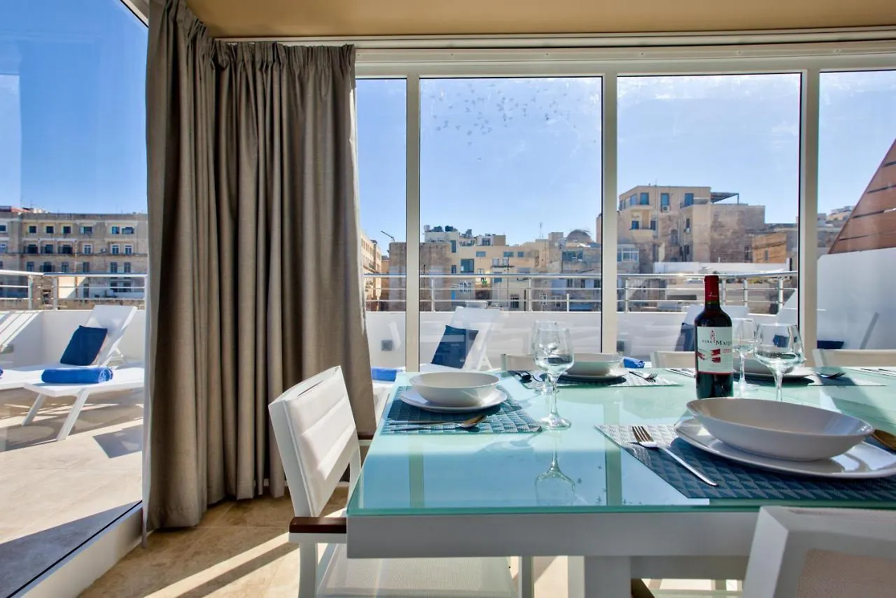 Valletta Luxury 4-Bedroom Duplex With Stunning Sea Views Private Terrace And Jacuzzi 0*,