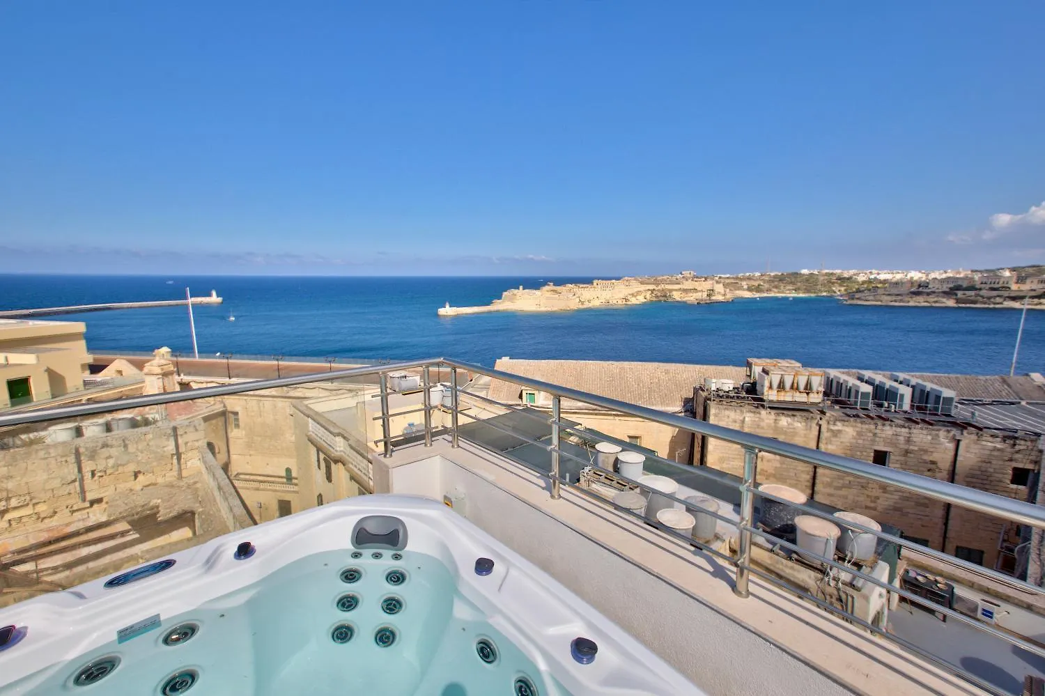Valletta Luxury 4-Bedroom Duplex With Stunning Sea Views Private Terrace And Jacuzzi Apartment