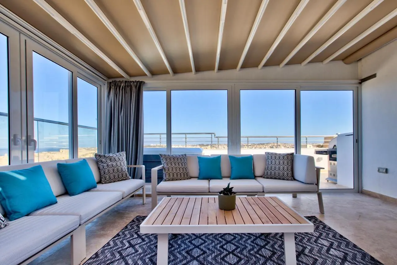 Valletta Luxury 4-Bedroom Duplex With Stunning Sea Views Private Terrace And Jacuzzi